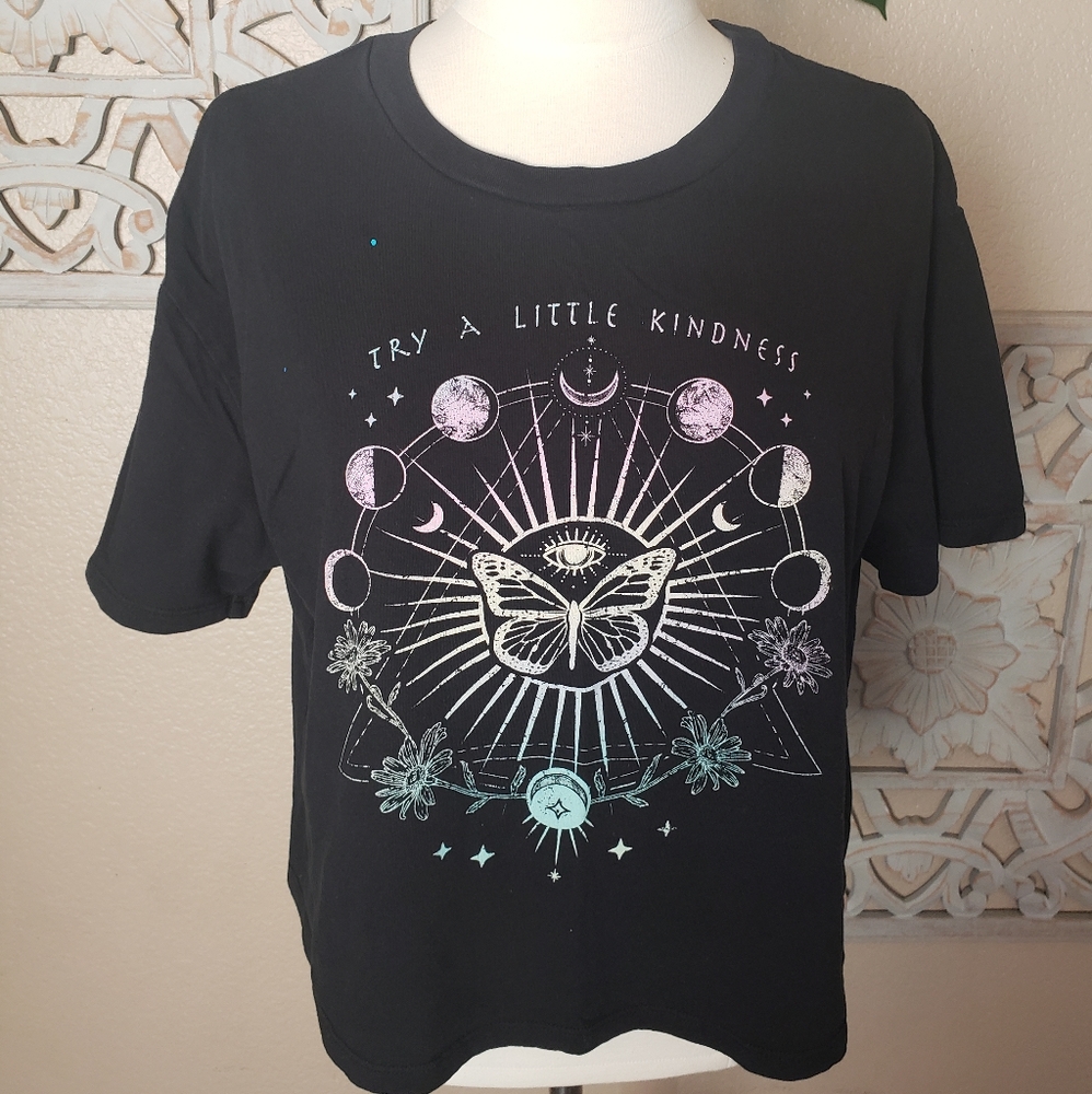 Black ⚫ Moon Stars Crop Top - Picture 7 of 14